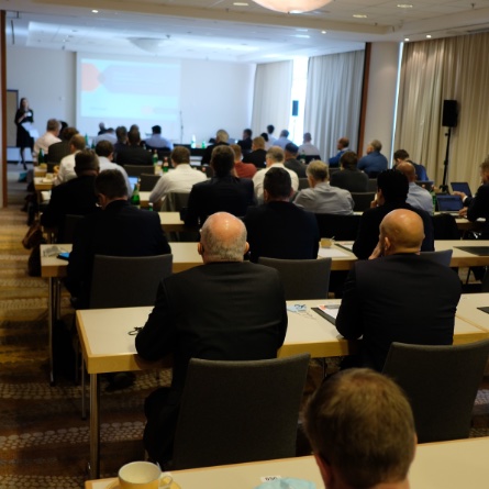 Beszámoló a 450 MHz Alliance 2021. szeptember 21-i konferenciájáról — Cikk képe 1