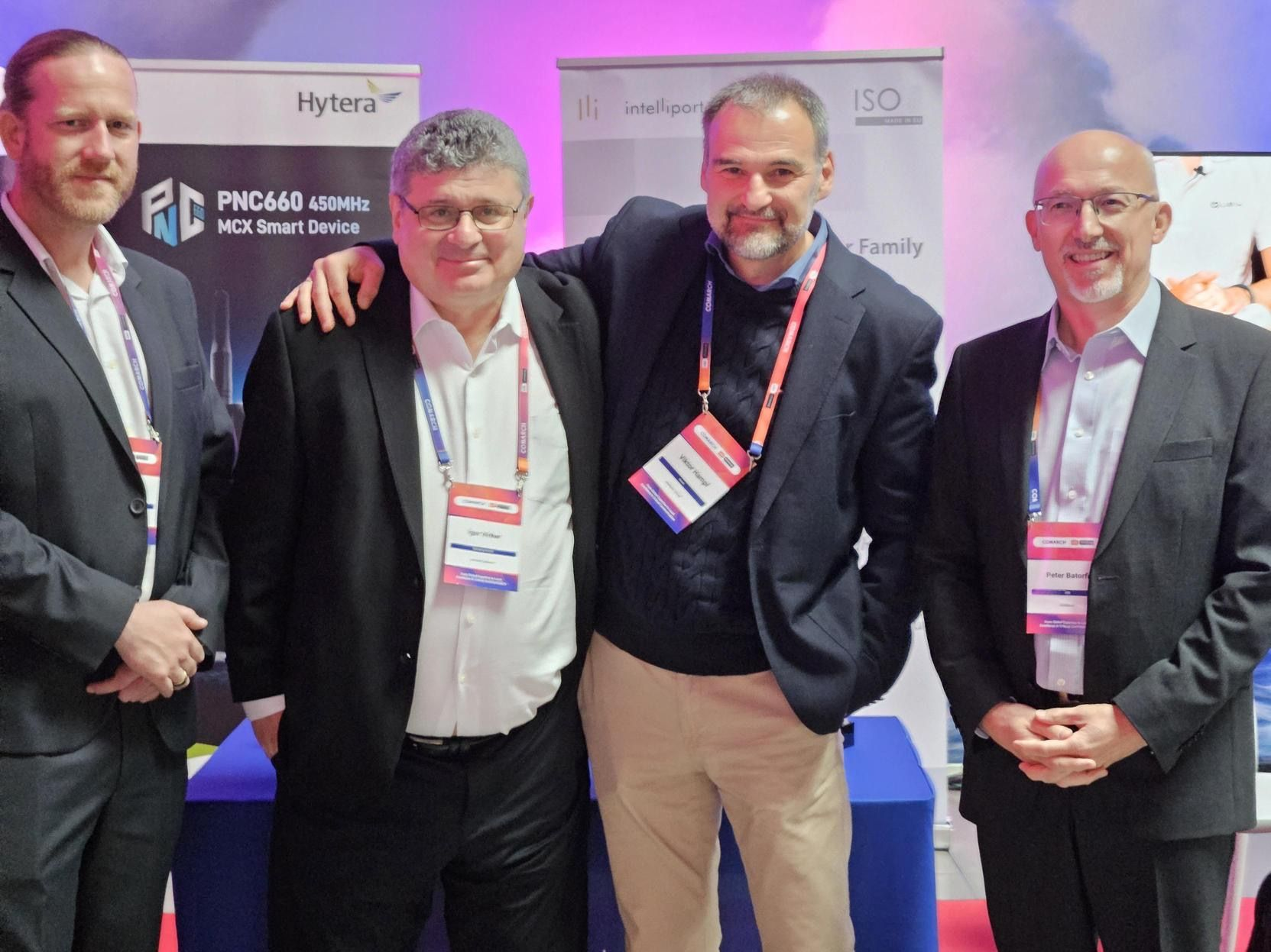 A krakkói 450 MHz Alliance konferenciához kapcsolódó eredeti Intelliport-fotó